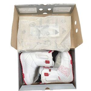 NEW! Burton Mint Womens Snowboard Boots! White & Red Size 4 or 5 (Euro 34 or 35)